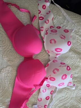 Juicy Couture Neon Pink Molded Cup Bra